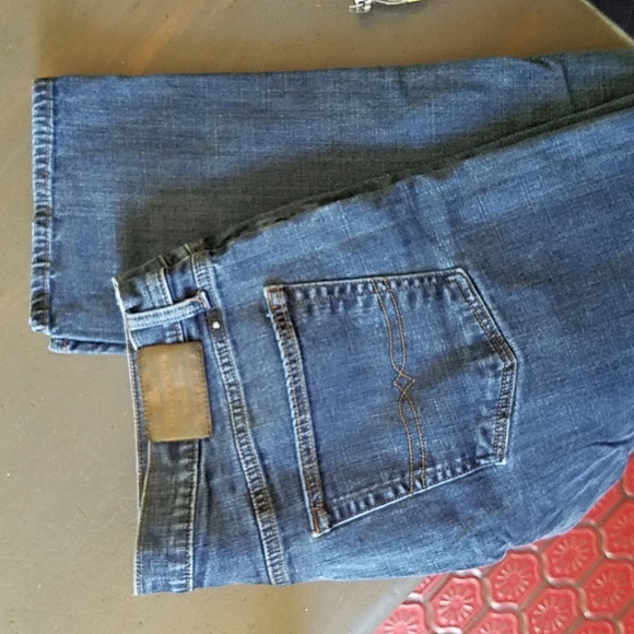Lucky Brand jean 38X33 - Picture 3 of 3